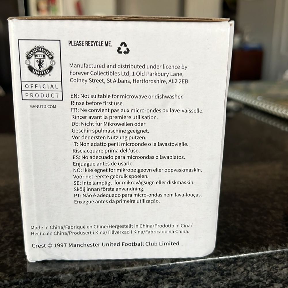 Manchester United mug. New in box - Picture 4 of 5